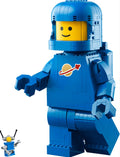Up-Scaled Blue Astronaut Minifigure - 40921